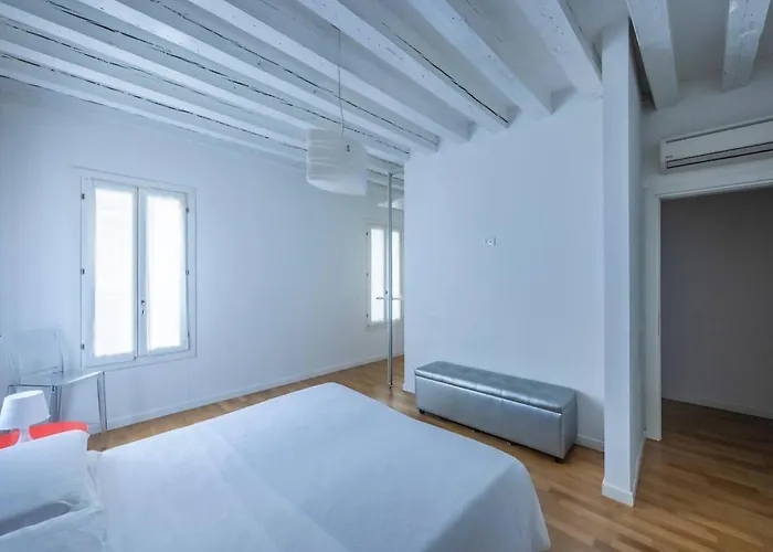 Rialto By Venicevillas